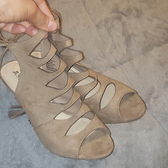 Just Fab "Varushka" heels - Picture 6 of 9